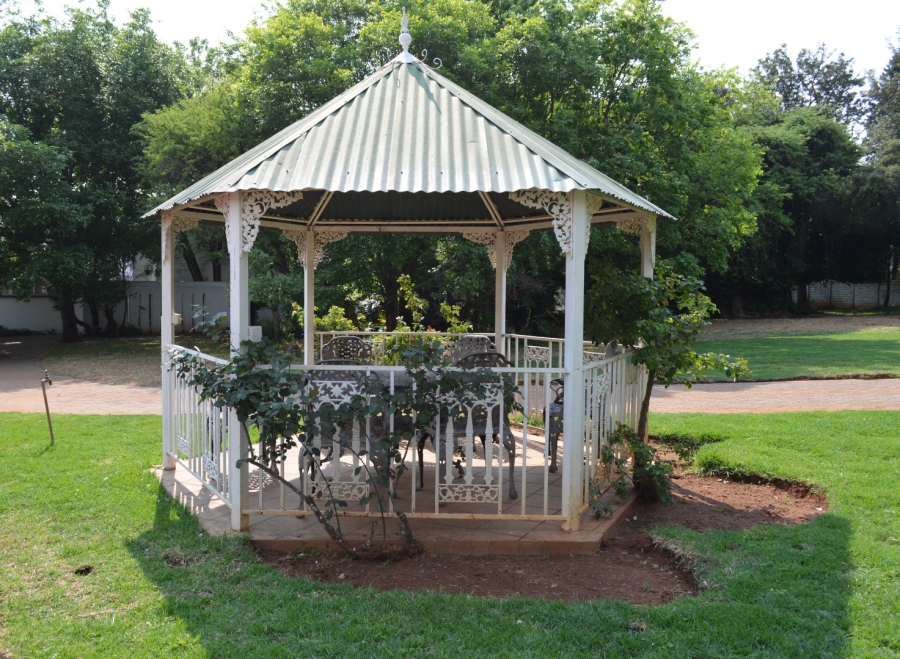 4 Bedroom Property for Sale in Wilkoppies North West